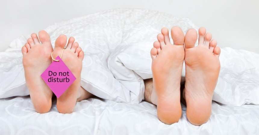 Sleeping routine affecting your relationship? TheFuss.co.uk