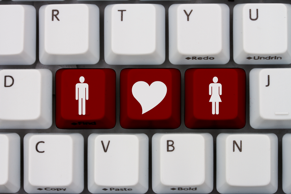 Rise in internet romance scams TheFuss.co.uk