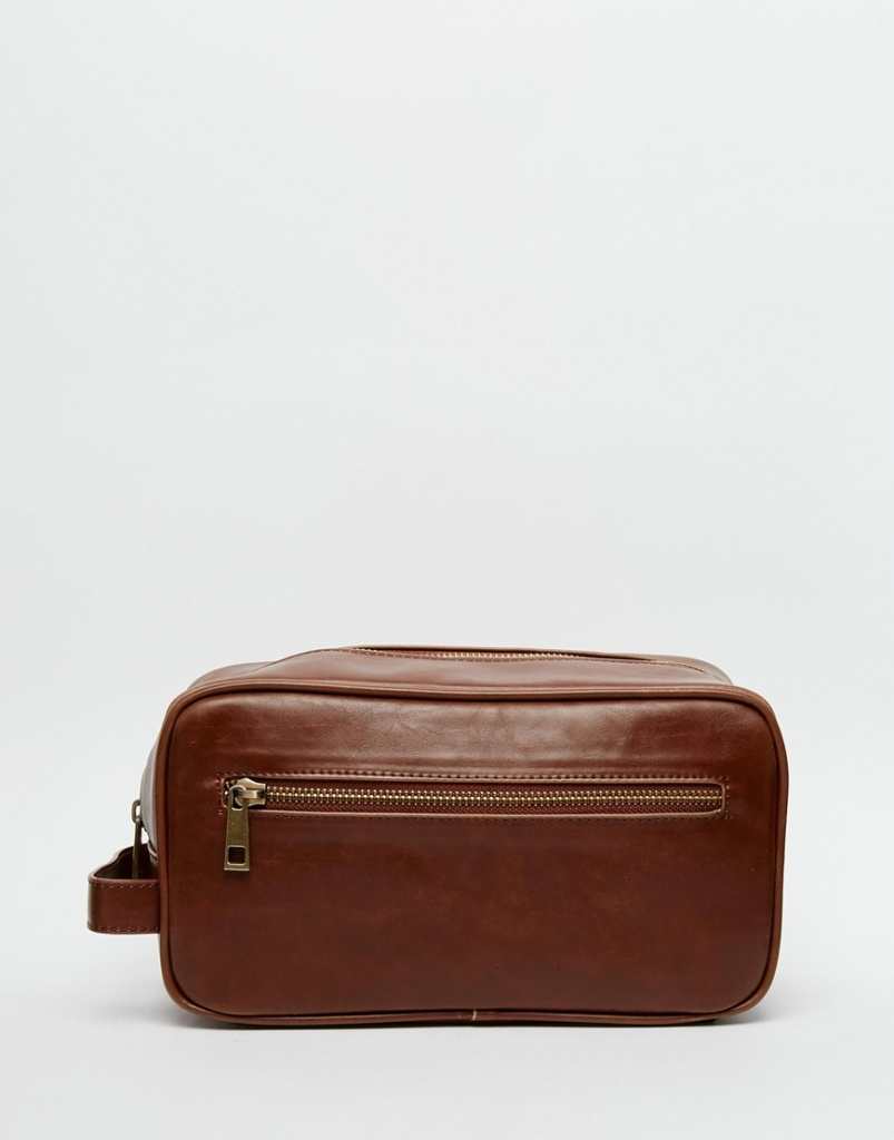 River Island Washbag In Faux Leather With Zip Pocket In Brown