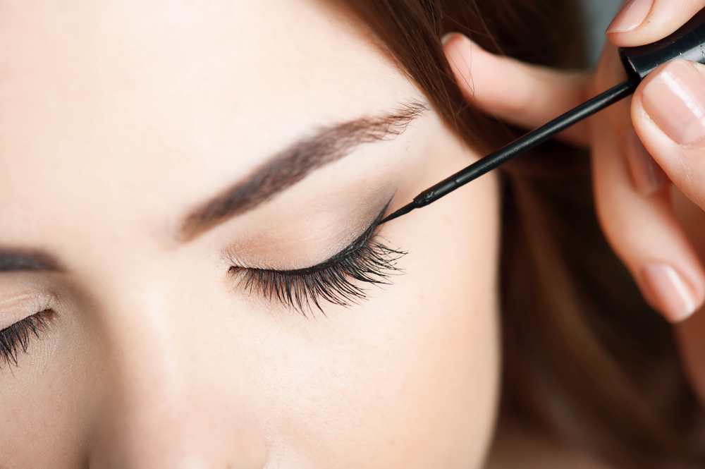 Which type of eyeliner is best for you? TheFuss.co.uk