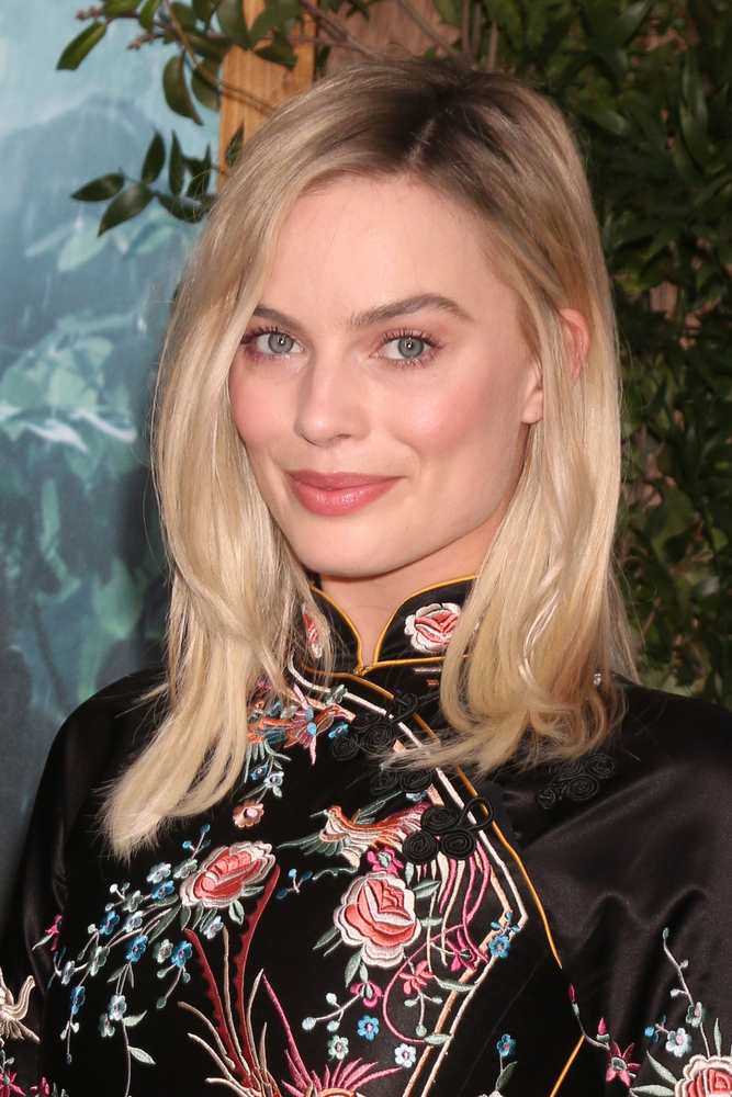 Margot Robbie: The ultimate bed hair inspiration TheFuss.co.uk