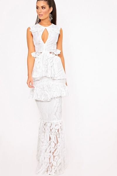 Pretty Little Thing Katelyn White Lace Ruffle Detail Maxi Dress