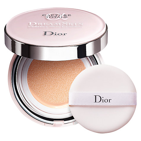Dior Capture Totale Dreamskin Perfect Skin Cushion