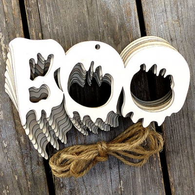 10 X Wooden BOO Chain Word Craft Shape